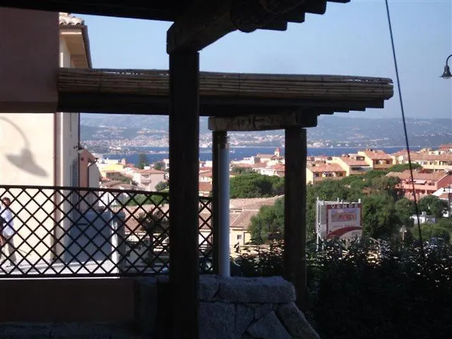 Holiday home La Casa Degli Specchi-Villetta Con Due Giardini La Maddalena  Italy